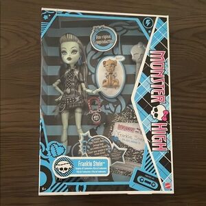 💥FLASH Moving Sale💥 NIB Monster High Frankie Stein Doll Creeproduction